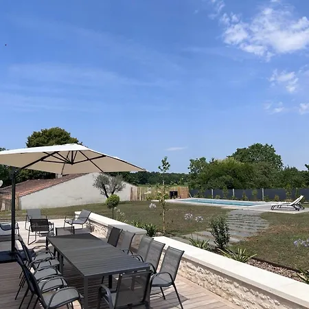 Feriehus Le Rocher 1901 - Piscine Privee - 12 Pers