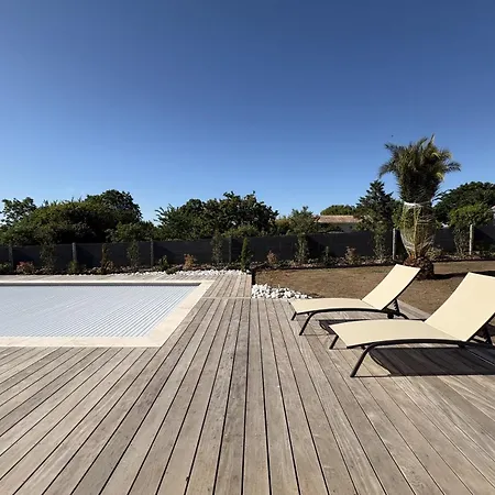Le Rocher 1901 - Piscine Privee - 12 Pers